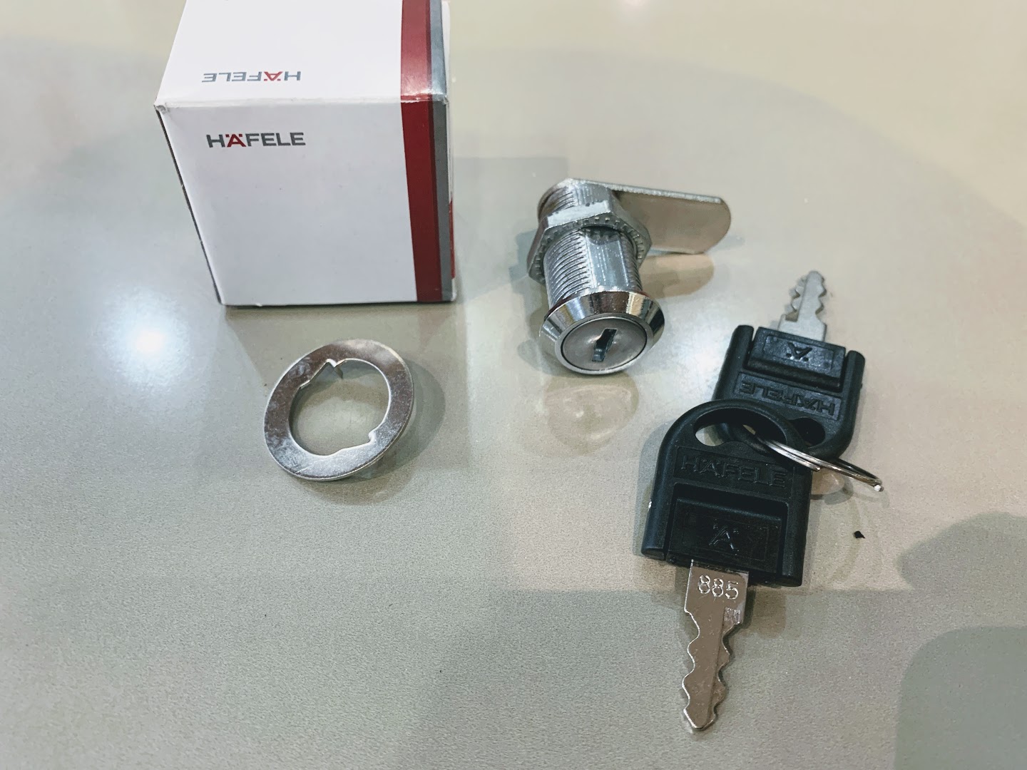 khoá cốp hafele 235.19.211 khoá cốp hafele 235.19.211
