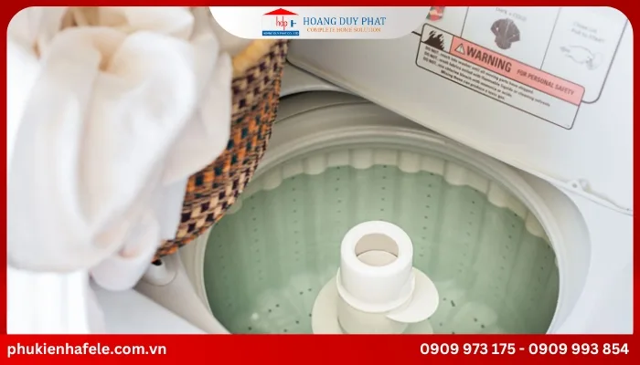 Những nguyên nhân khiến máy giặt bị đầy nước