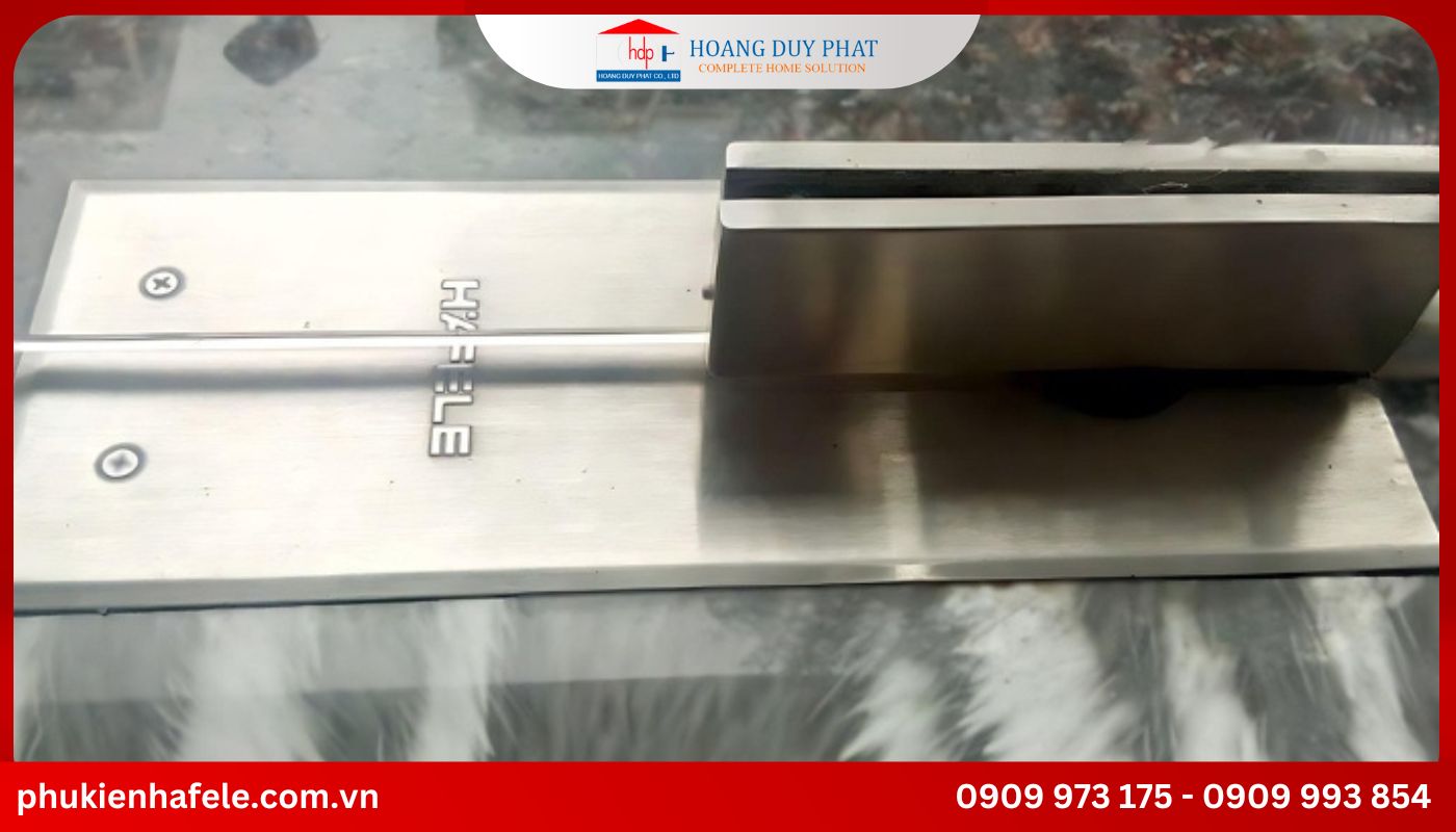 thuong-hieu-ban-le-san Chọn bản lề sàn có thương hiệu uy tín