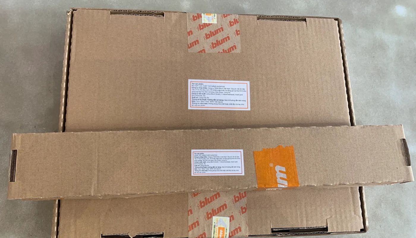 Hộp bộ tay nâng 2 cánh tủ bếp Blum HF 28