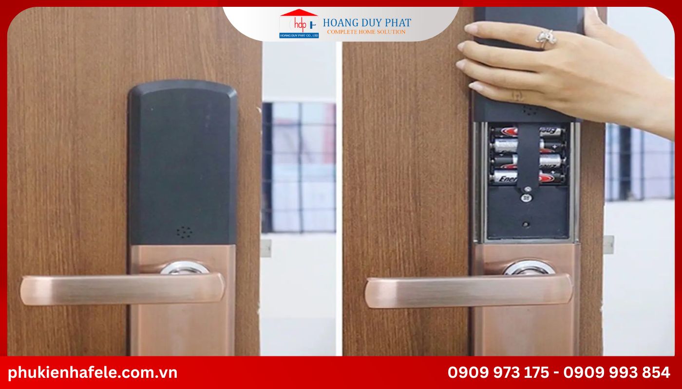 Kiểm tra khóa hafele hết pin 